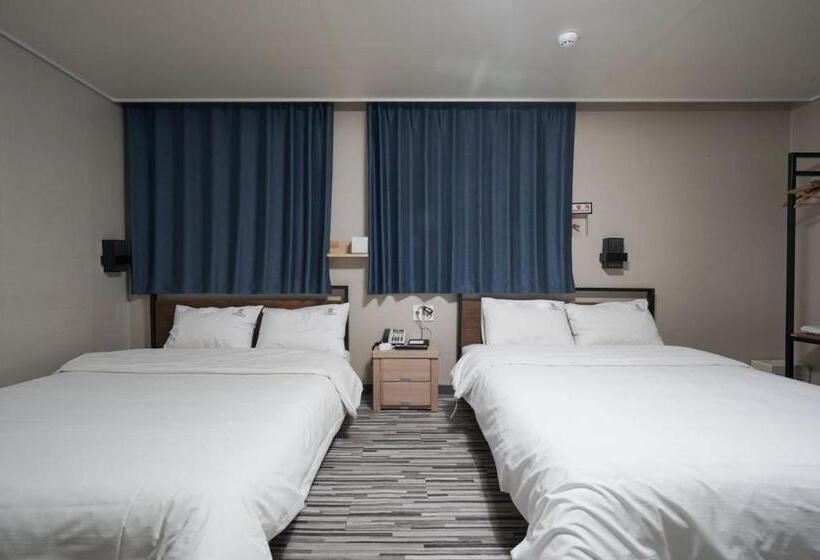 家庭间, Stay Pohang