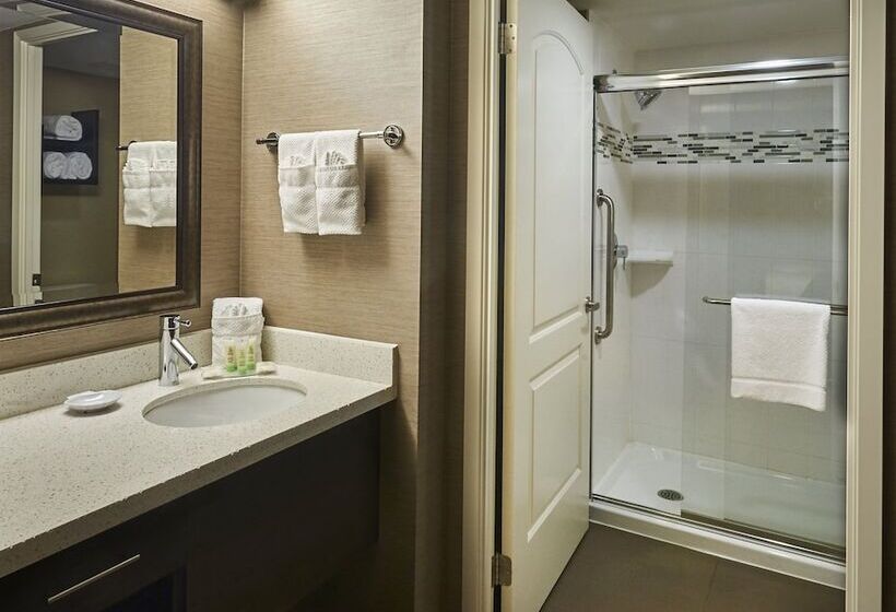 Suíte, Staybridge Suites Hamilton   Downtown, An Ihg