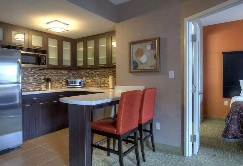 スイート, Staybridge Suites Hamilton   Downtown, An Ihg