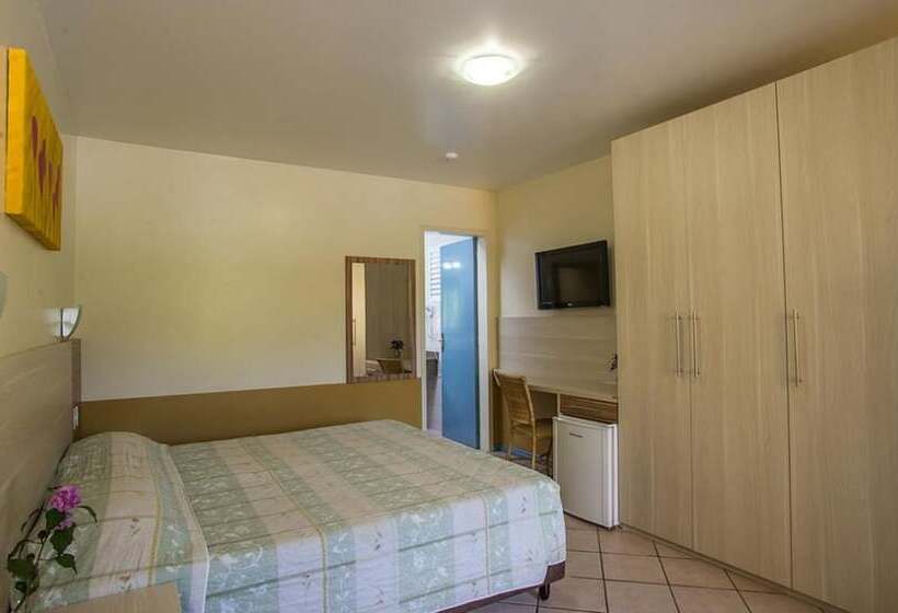 חדר משפחתי, Vila Olaria