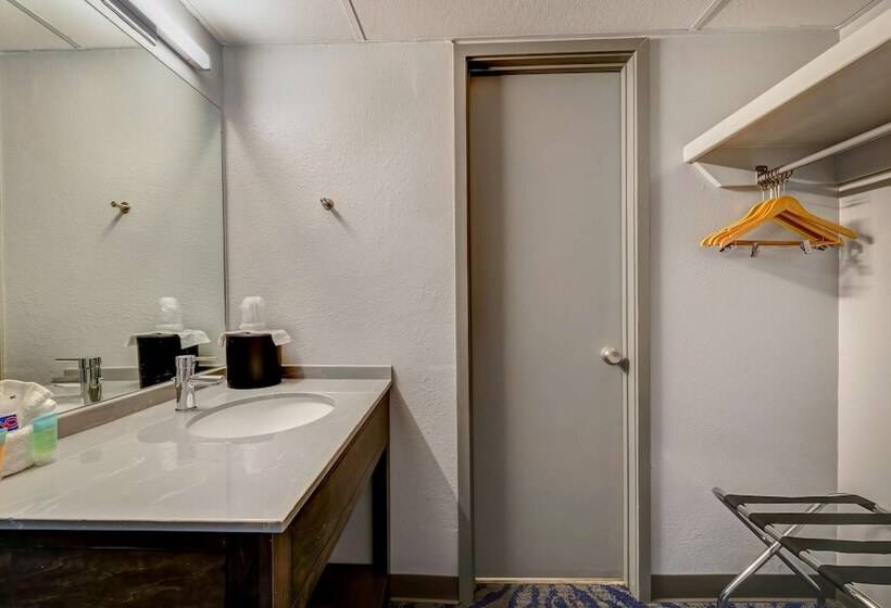 带2个双人床的标准工作室, Motel 6 Arlington Tx Entertainment District