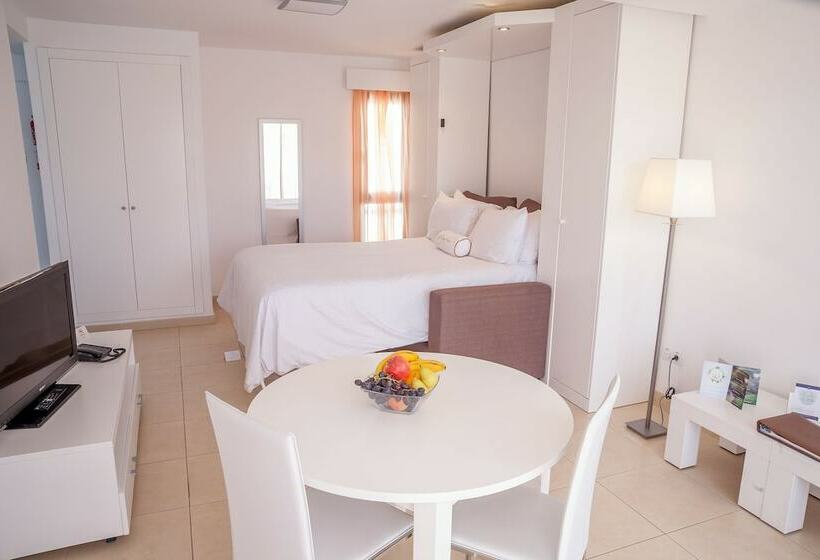 Студия Стандарт, Sunset Bay Club