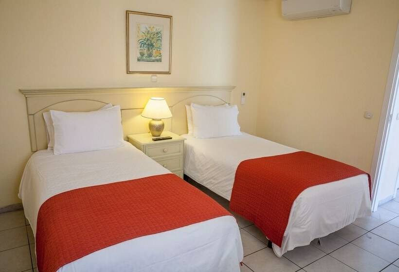 Апартаменты 2 Спальни, Sunset Bay Club