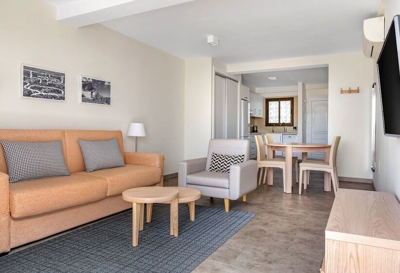 Апартаменты 1 Спальня, Sunset Bay Club