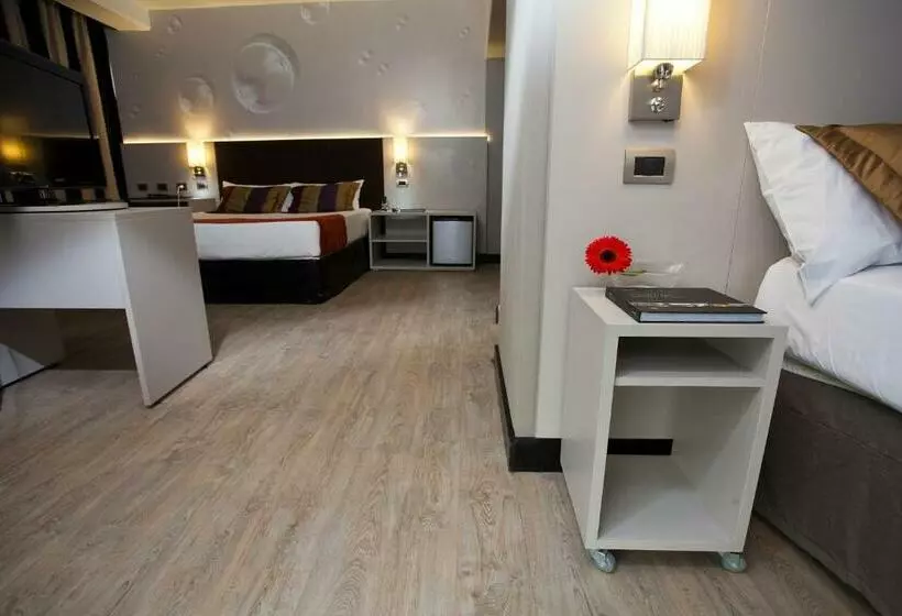 اتاق استاندارد چهار تخته, Two Hotel Buenos Aires