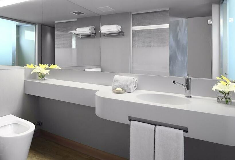 اتاق استاندارد سه نفره, Two Hotel Buenos Aires