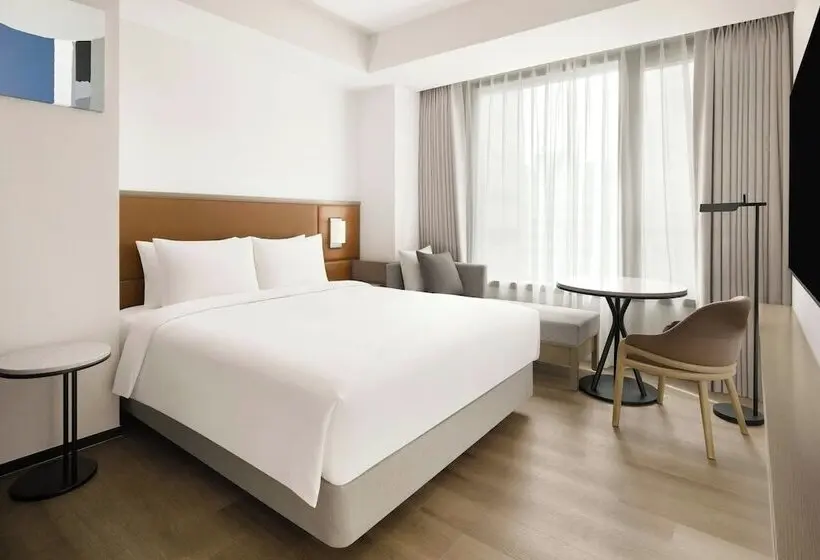 Standard-huone Queen-vuode, Ac Hotel By Marriott Seoul Gangnam