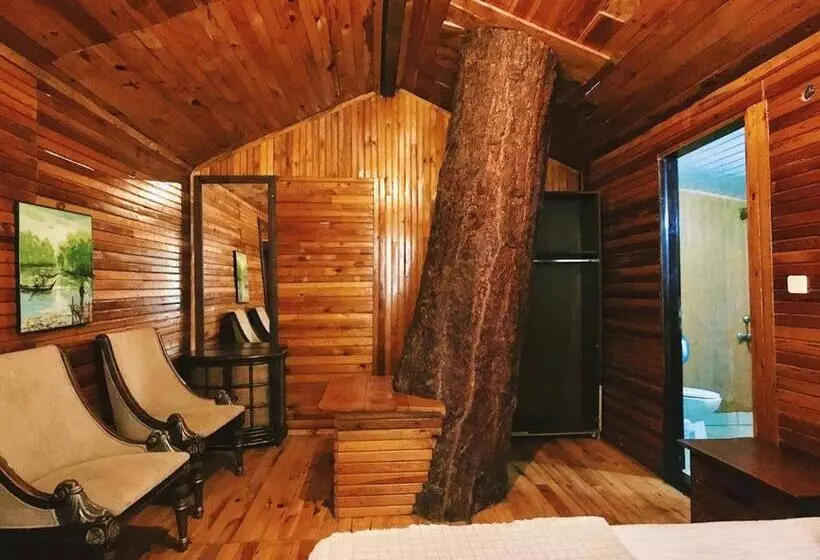 سوییت, Kadir S Top Tree Houses