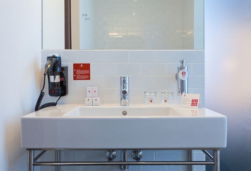 Полулюкс, Azimut Hotel Tulskaya Moscow