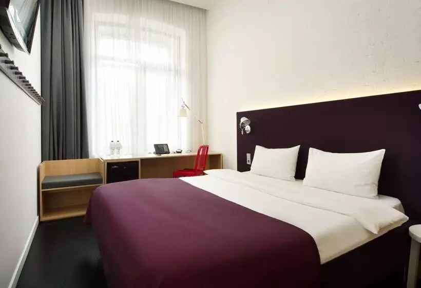 スタンダードルーム, Azimut Hotel Tulskaya Moscow