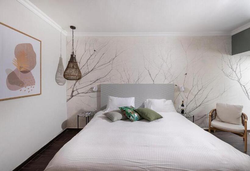 Номер Стандарт, C Hotel Neve Ilan