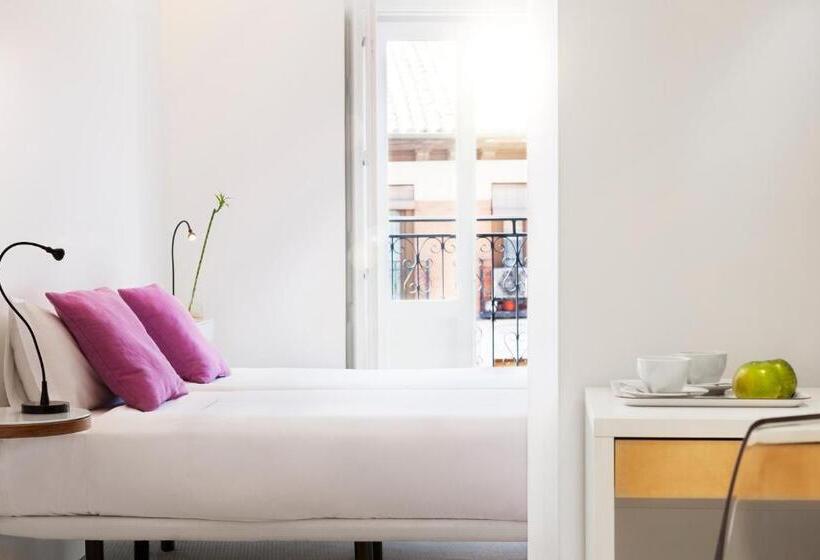 Habitación Estándar, Artrip