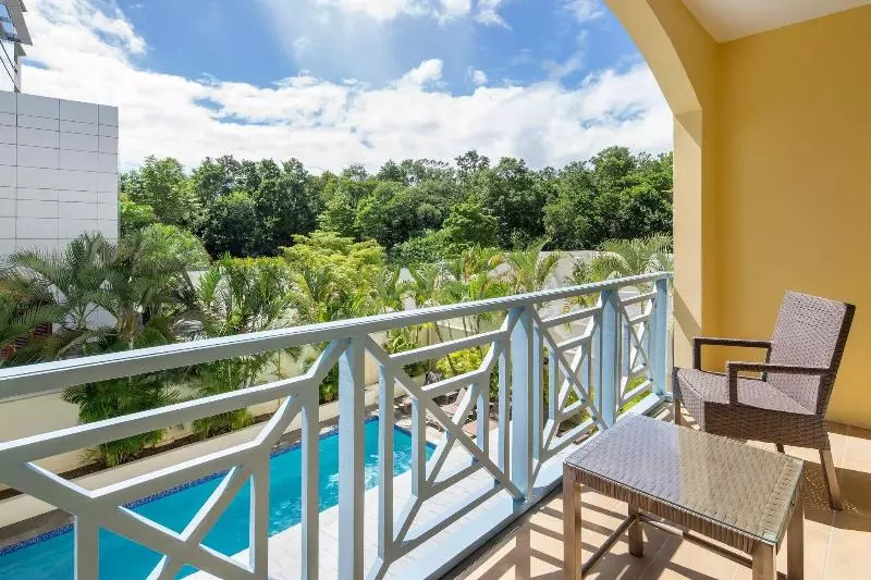 سوئیت با تخت بزرگ, Courtyard By Marriott Port Of Spain