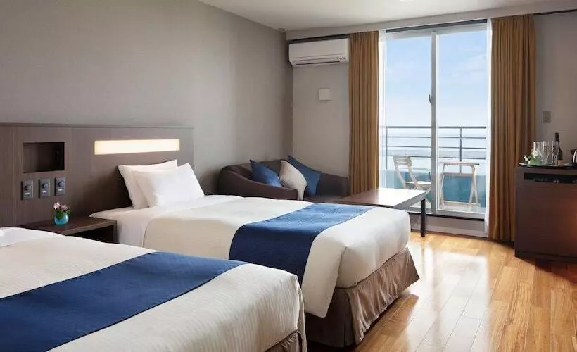 オーシャンビューのプレミアムルーム。, Cypress Resort Kumejima