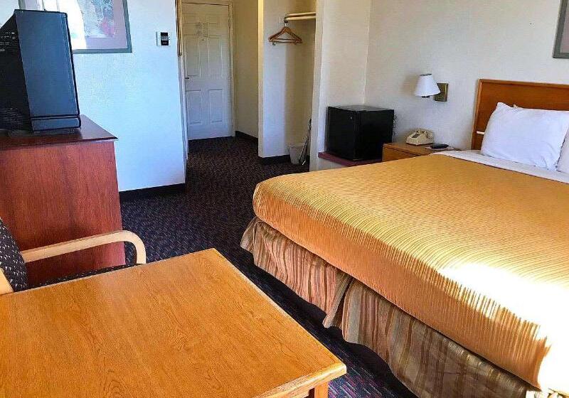 Номер бизнес-класса, Days Inn & Suites By Wyndham Cabot