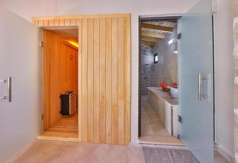 ویلای یک اتاق خوابه با استخر شنا, Flower Hotel Patara