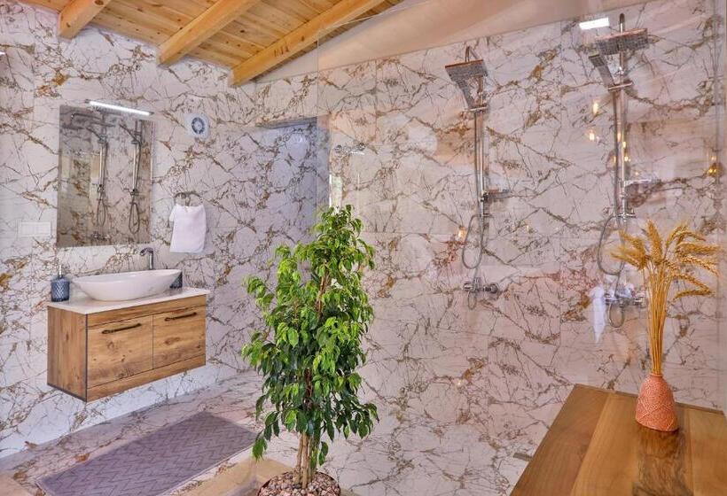 ویلای یک اتاق خوابه با استخر شنا, Flower Hotel Patara