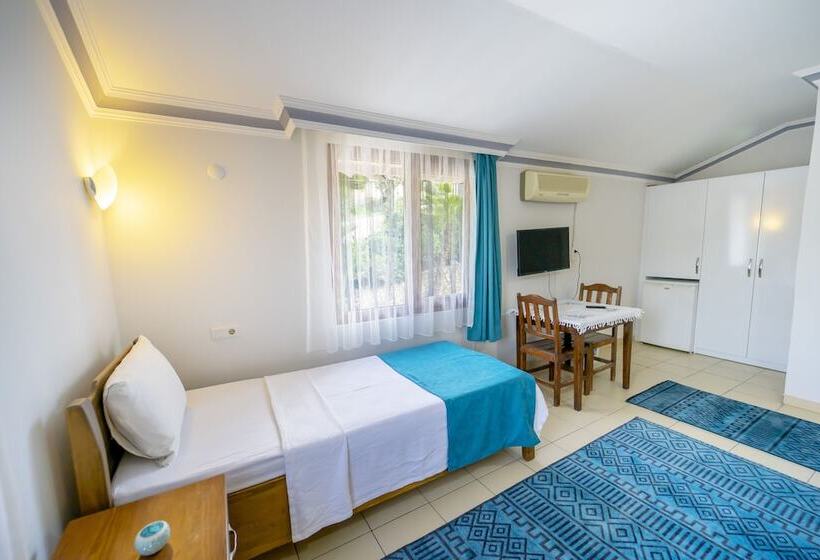 اتاق استاندارد سه نفره, Flower Hotel Patara