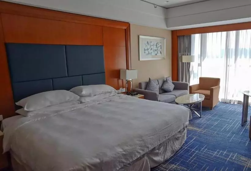 キングサイズベッドのスタンダードルーム, Four Points By Sheraton Suzhou