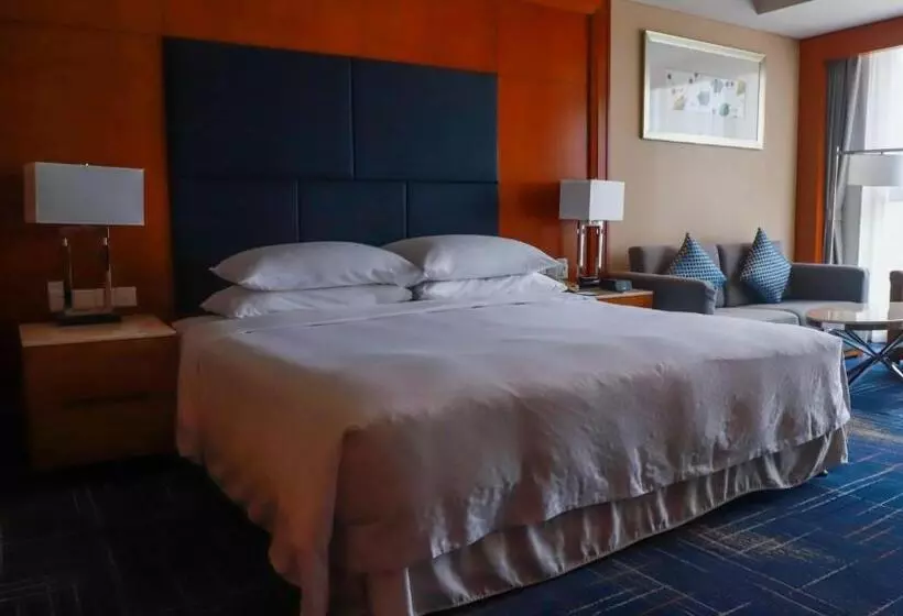 キングサイズベッドのスタンダードルーム, Four Points By Sheraton Suzhou