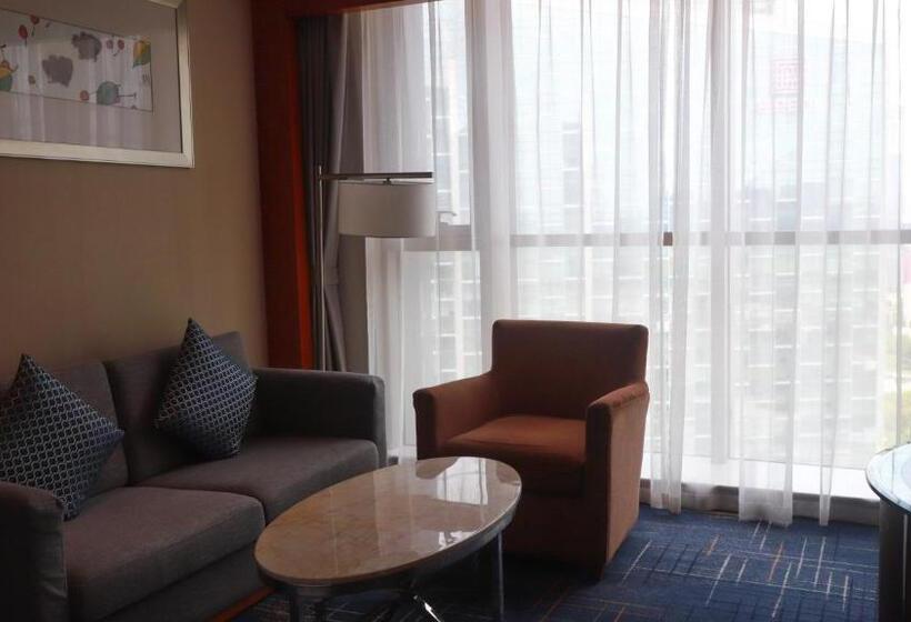 Стандартный Номер Кровать Кинг, Four Points By Sheraton Suzhou