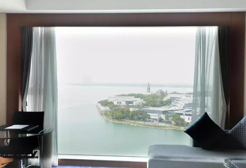 キングサイズベッドのスタンダードルーム, Four Points By Sheraton Suzhou