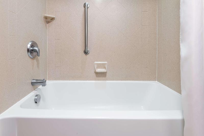 استودیو استاندارد با تخت کینگ, Hampton Inn Springfield South Enfield