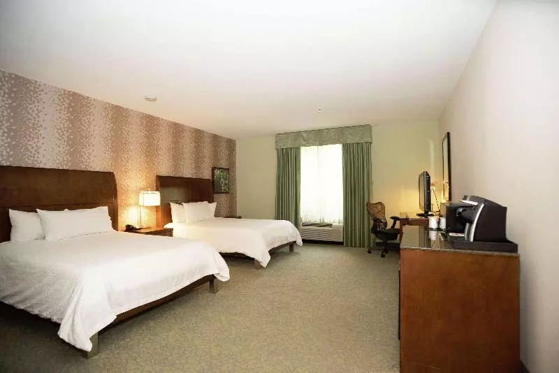 プレミアムルーム, Hilton Garden Inn Covington