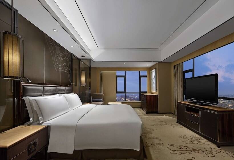 Номер Deluxe, Hilton Zhongshan Downtown