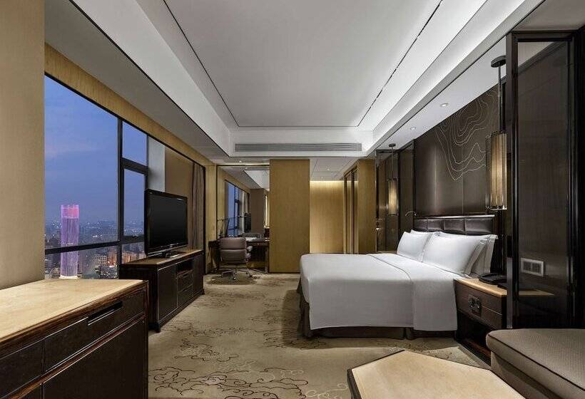 Номер Deluxe, Hilton Zhongshan Downtown
