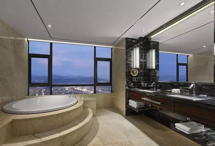 エクゼクティブスイート, Hilton Zhongshan Downtown