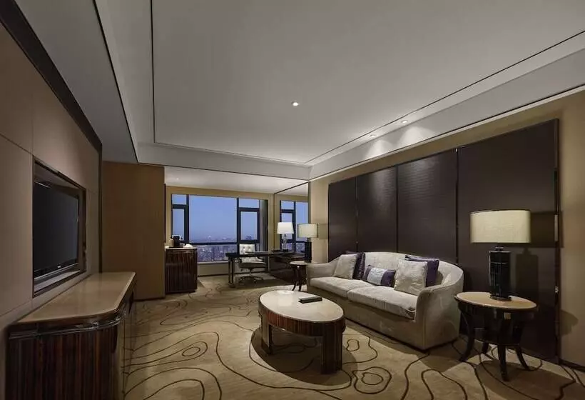 エクゼクティブスイート, Hilton Zhongshan Downtown