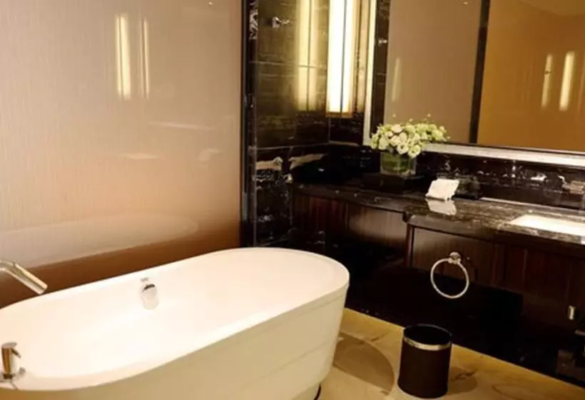 デラックスルーム, Hilton Zhongshan Downtown