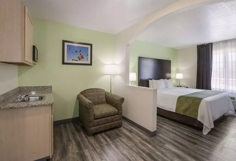 身障者適用スイートルーム, Quality Inn & Suites Clayton, Nm