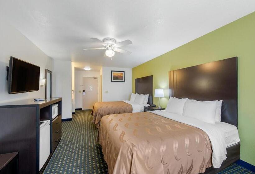 Номер Стандарт, Quality Inn & Suites Clayton, Nm