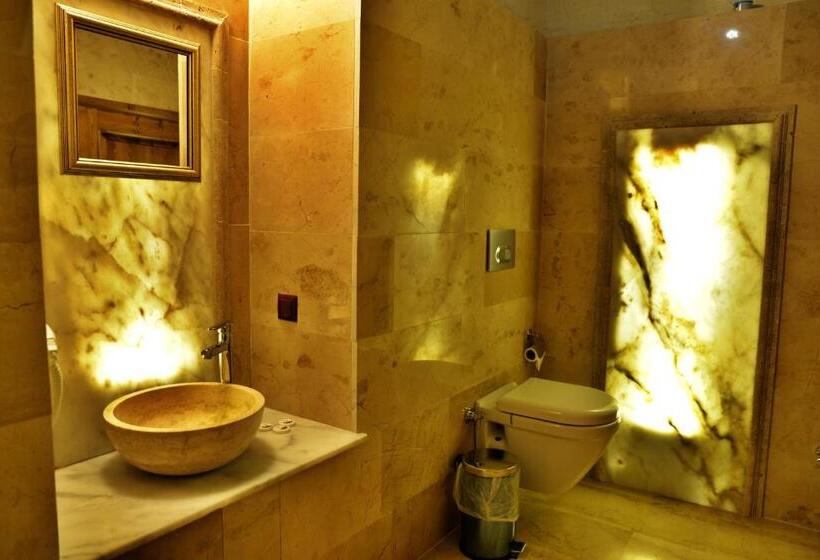 Economy Quadruple Room, Urgup Inn Cave