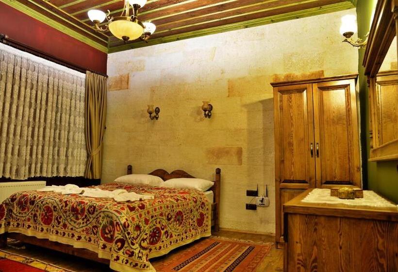 Economy Quadruple Room, Urgup Inn Cave