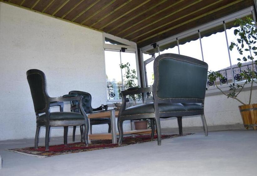 سوئیت راحتی, Urgup Inn Cave