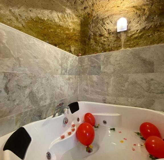 اتاق لوکس, Urgup Inn Cave