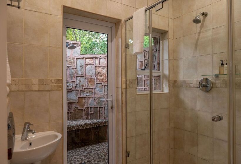 סוויטה דלוקס, Walkersons Hotel & Spa