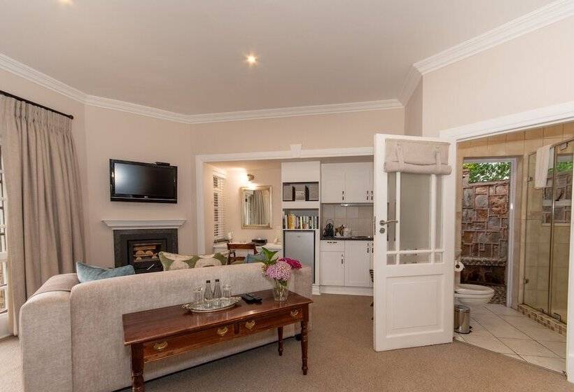 סוויטה דלוקס, Walkersons Hotel & Spa