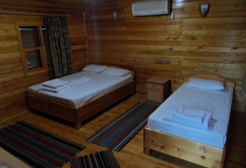 스탠다드 방갈로, Ugur Pansiyon Bungalows