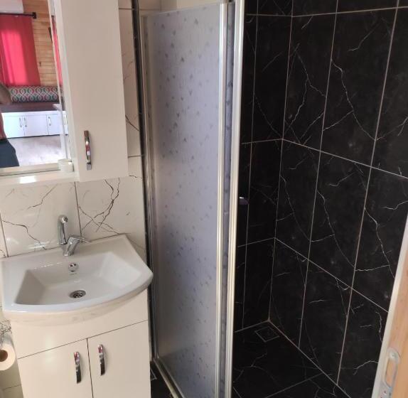 Дом 2 Спальни, Ugur Pansiyon Bungalows