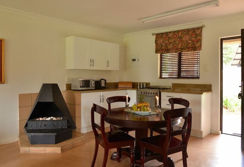 בית, 2 חדרי שינה, Walkersons Hotel & Spa