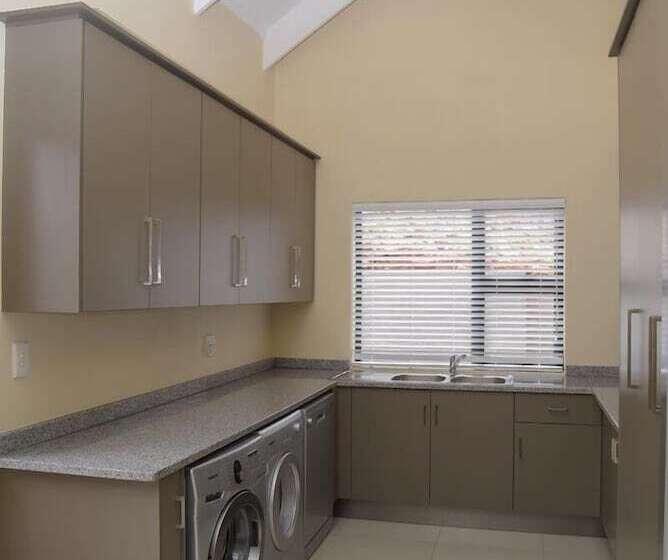 １ベッドルームハウス, Walkersons Hotel & Spa