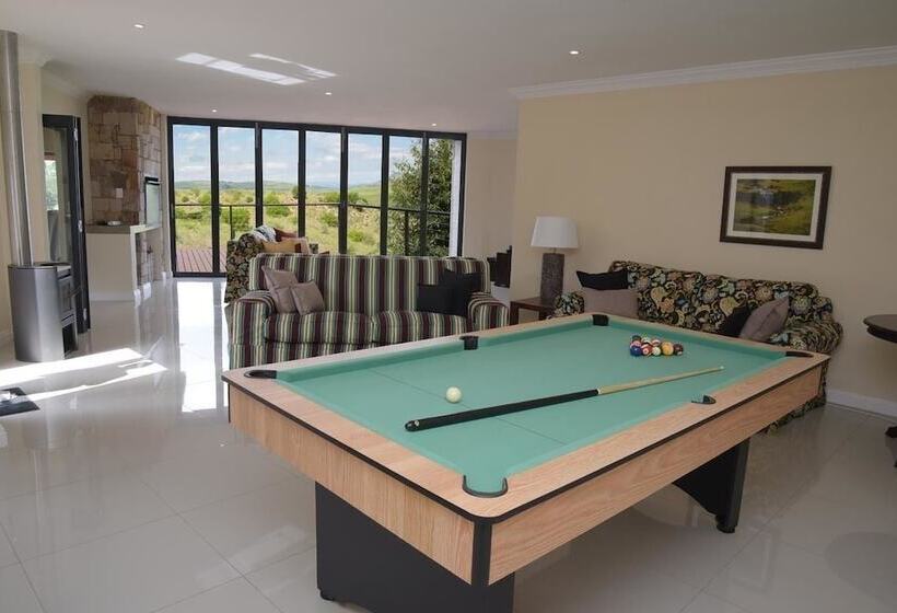 בית, חדר שינה 1, Walkersons Hotel & Spa