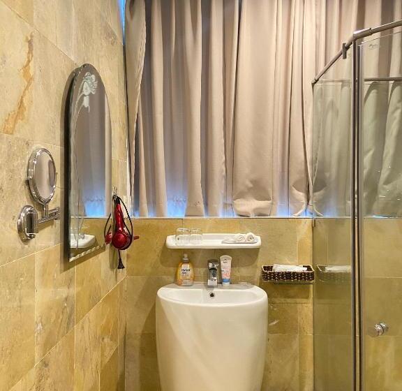 اتاق لوکس, A25 Hotel   12 Ngô Sỹ Liên