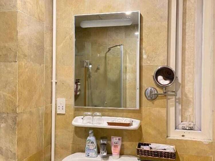 اتاق لوکس, A25 Hotel   12 Ngô Sỹ Liên