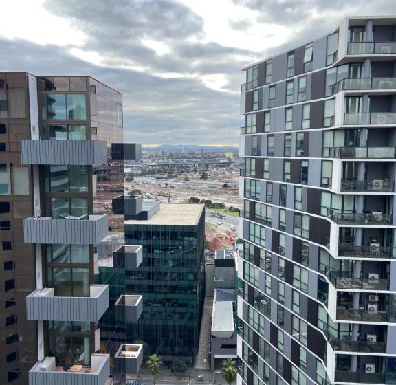 Апартаменты Executive 1 Спальня, Akom At Docklands