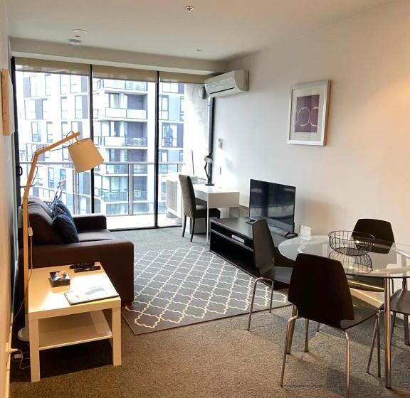 Апартаменты Executive 1 Спальня, Akom At Docklands